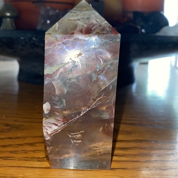 Red moss agate tower - Picture 2 of 5